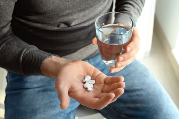Receiving medications for bacterial prostatitis